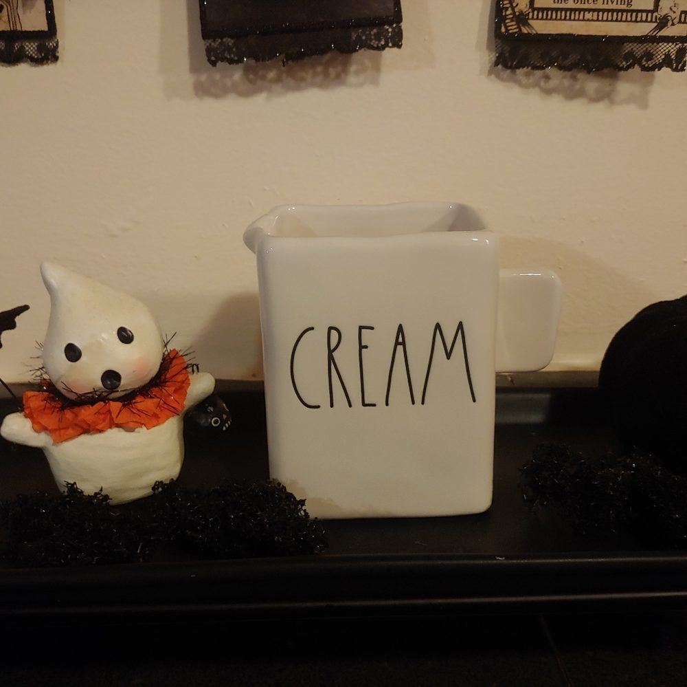 Rae Dunn creamer